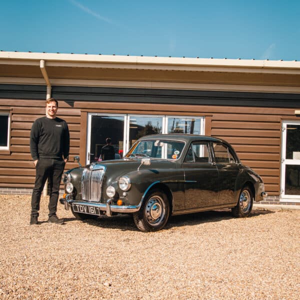 rob's mg magnette handed back 28