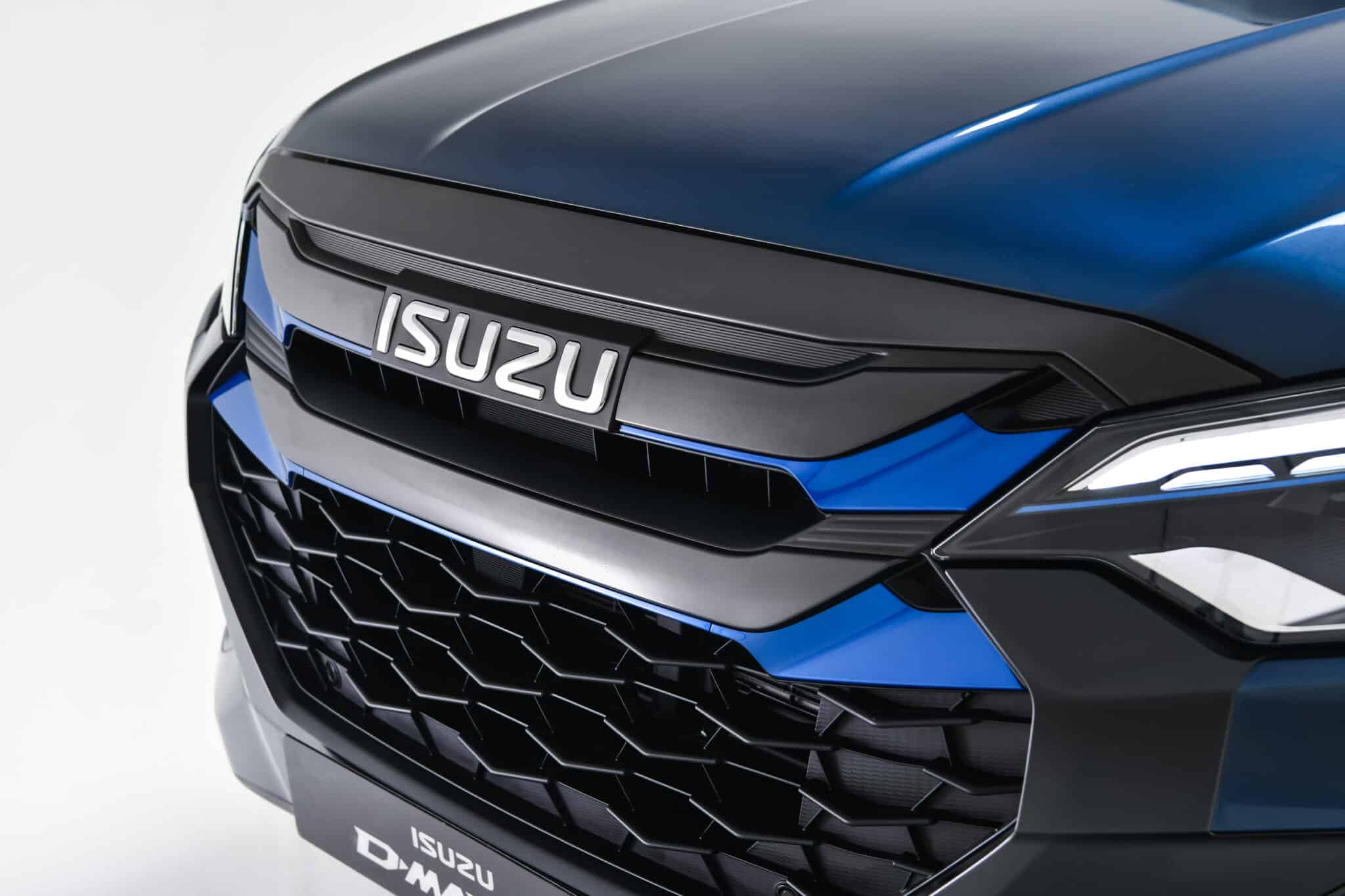 the new isuzu d max ev (01)