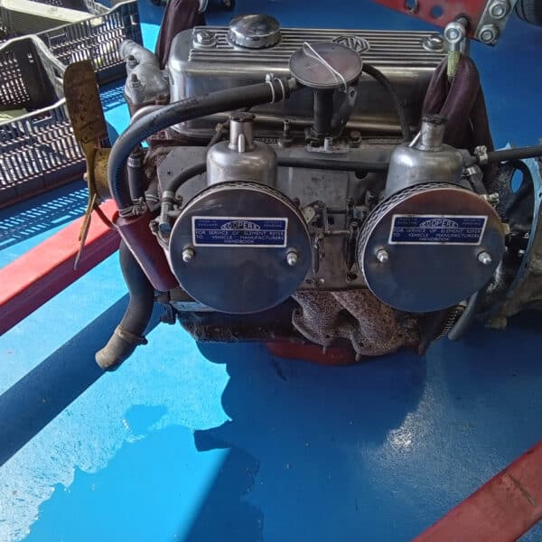 02052025 1967 mgb roadster engine out (4)