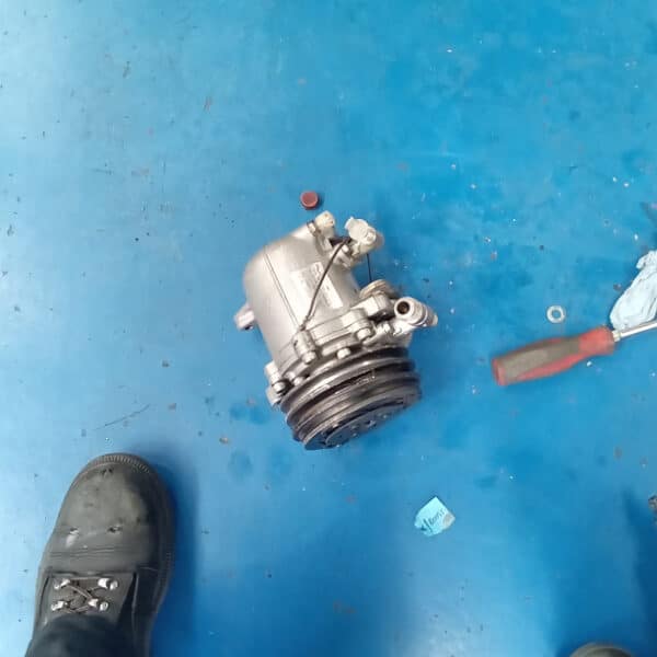 02052025 1987 maserati biturbo engine refit (14)