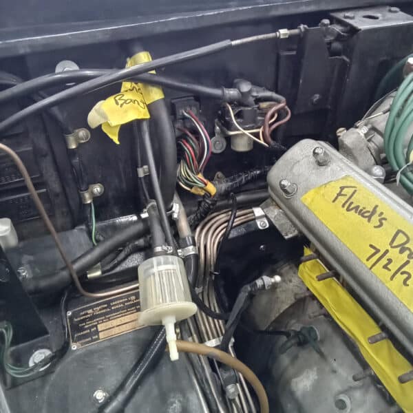 06.05.2025 1969 aston martin db6 volante blue prep underside and seal (29)