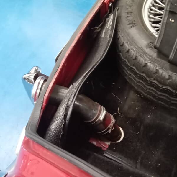 06.05.2025 1970 mgc roadster red appraisal and repairs (13)