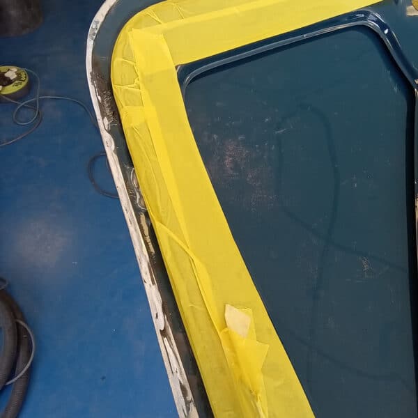 06.05.2025 1973 mg b roadster blue boot rework (1)