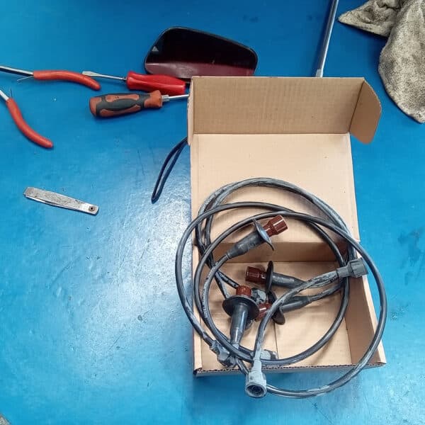 06.05.2025 1974 volkswagen beetle red ignition parts (2)