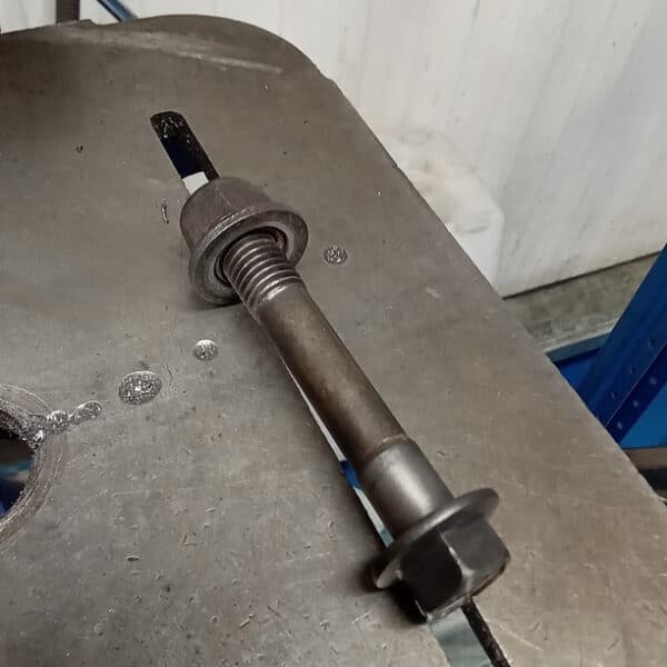06.05.2025 2002 ford thunderbird black front suspension (10)