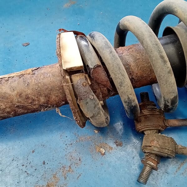 06.05.2025 2002 ford thunderbird black front suspension (20)