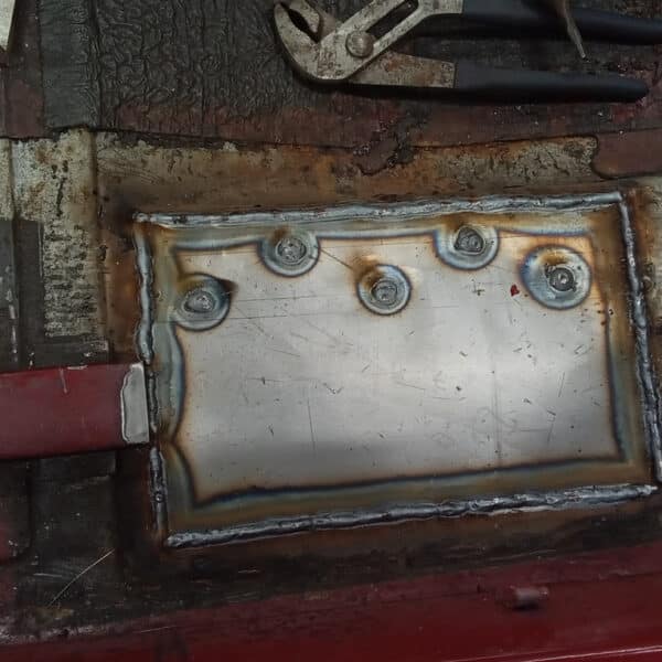 070525 1977 alfa romeo 2000 spider floor repair 02