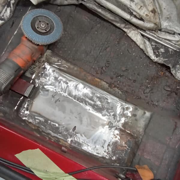 070525 1977 alfa romeo 2000 spider floor repair update 13