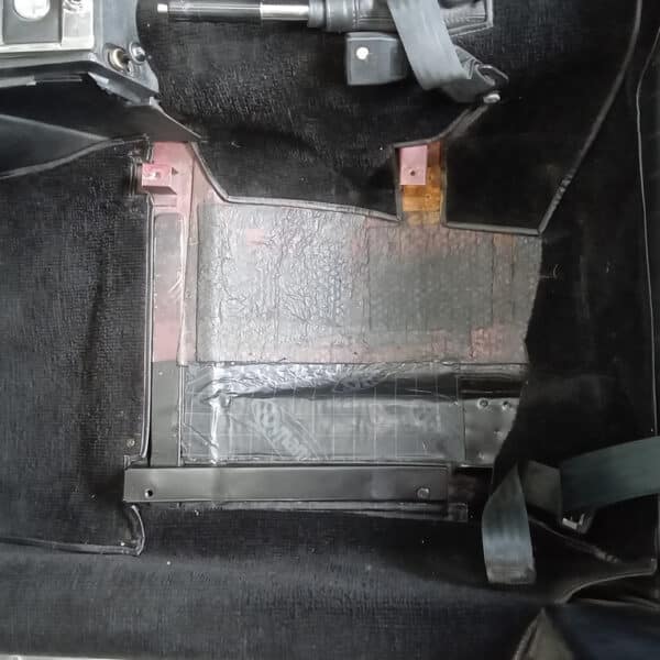 070525 1977 alfa romeo 2000 spider floor repair update 14