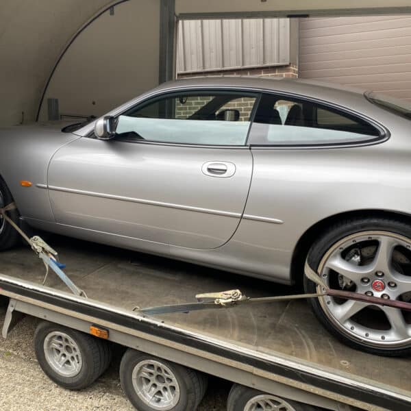 080525 2000 jaguar xkr silverstone transport 01