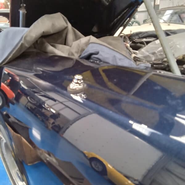 09052025 1976 jensen interceptor paint progress (13)