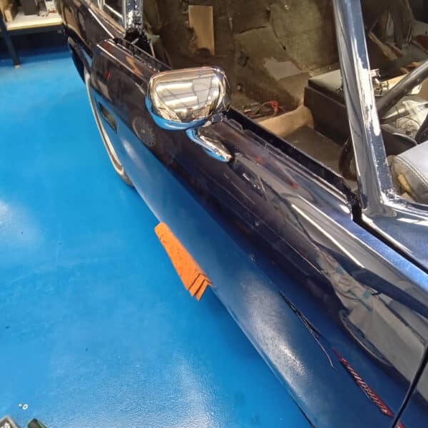 09052025 1976 jensen interceptor paint progress (6)