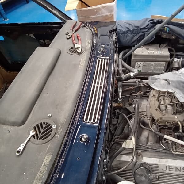 09052025 1976 jensen interceptor paint progress (7)