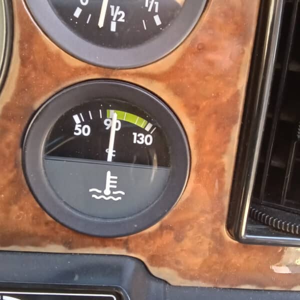 09052025 1989 daimler double six coolant leak (2)