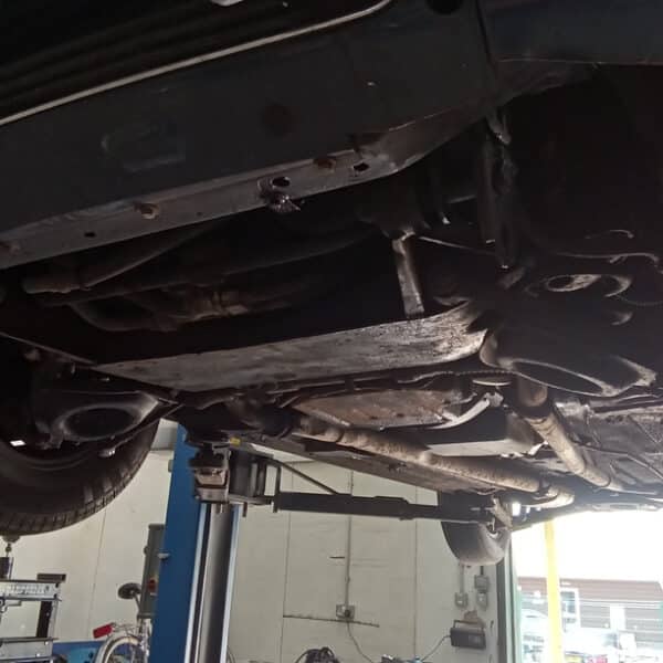 09052025 1989 daimler double six coolant leak (3)