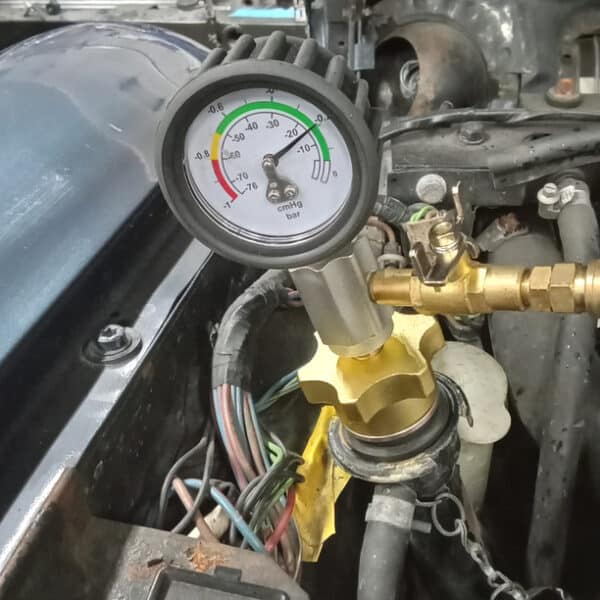 09052025 1989 daimler double six coolant leak (7)