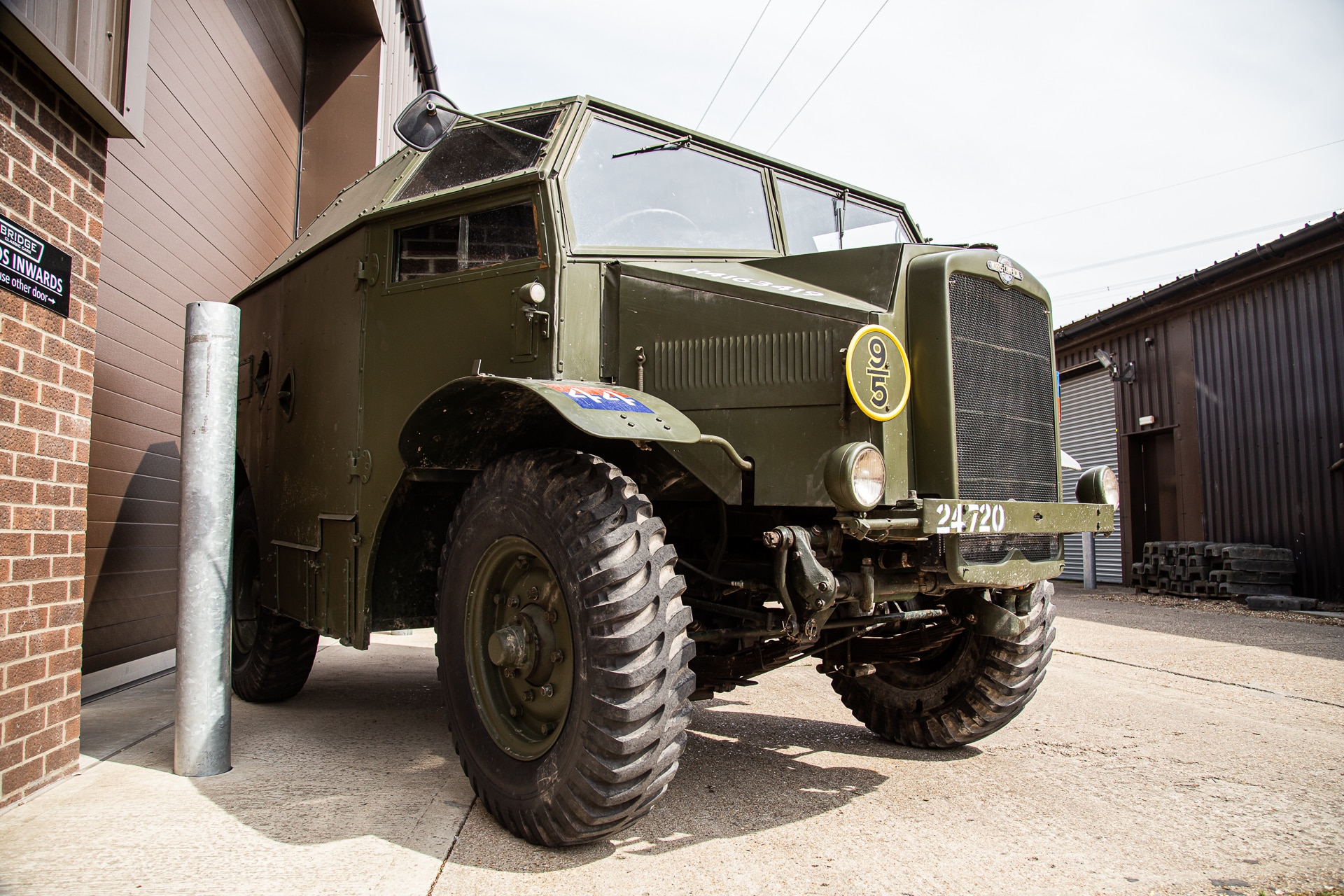 090522 1940 morris gun tractor 11