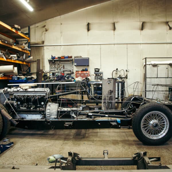 120525 1954 jaguar xk120'b' birdcage 17