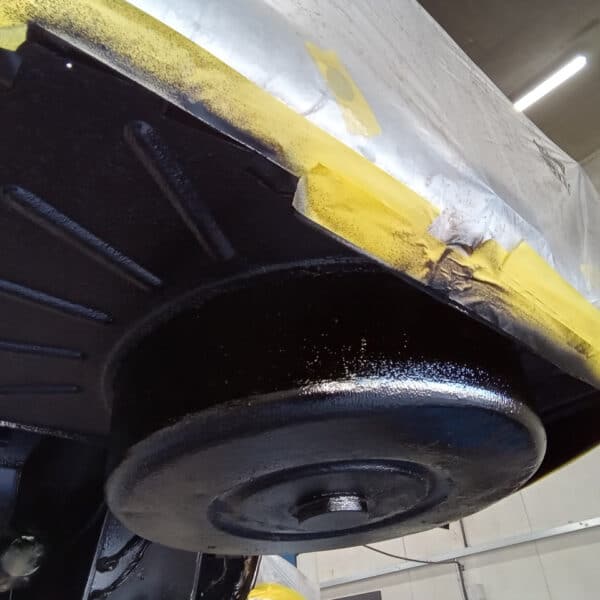 13.05.2025 1969 Aston Martin DB6 Volante Blue undersealing 16