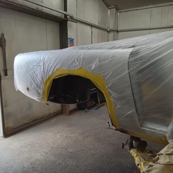 13.05.2025 1969 Aston Martin DB6 Volante Blue undersealing 29