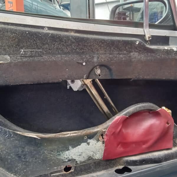 13.05.2025 1999 TVR Chimaera Repairs 2 1