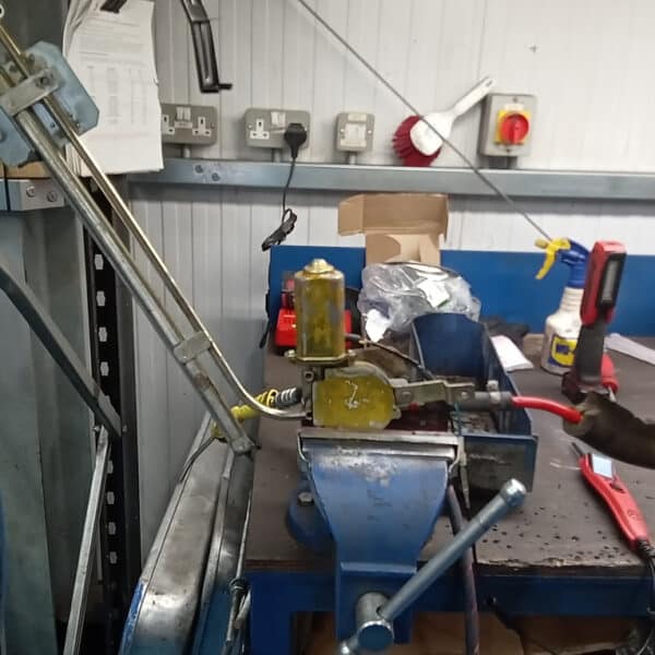 13.05.2025 1999 TVR Chimaera Repairs 2 20