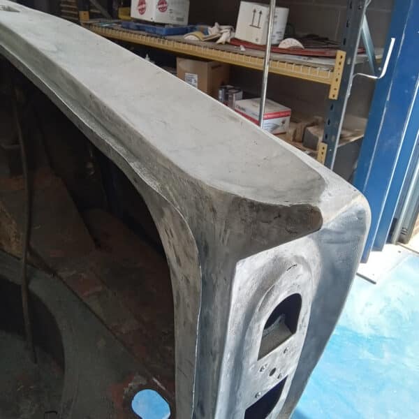 15.05.2025 1969 Aston Martin DB6 Volante Blue removing old paint 14