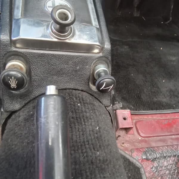 15.05.2025 1977 Alfa Romeo 2000 Spider Red New Parts 4