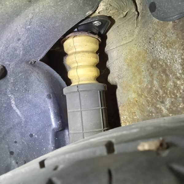 16052025 2002 Rover 75 rear shock absorber 15