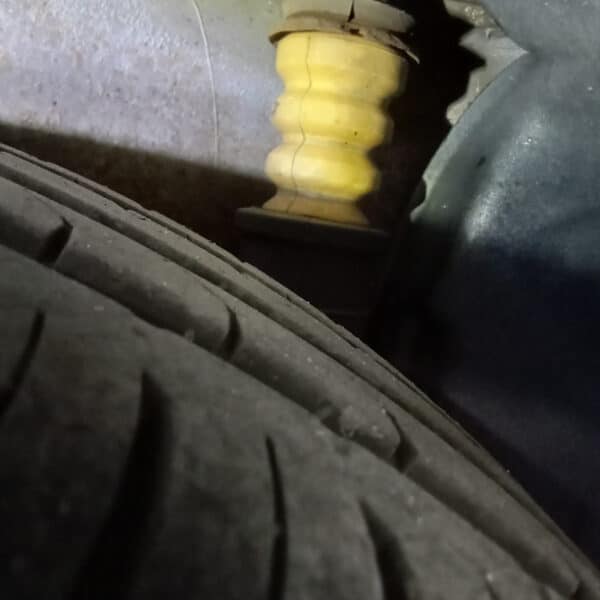 16052025 2002 Rover 75 rear shock absorber 18