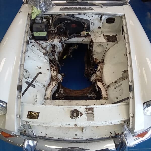 19052025 1967 MGB Roadster engine Bay Prep 1