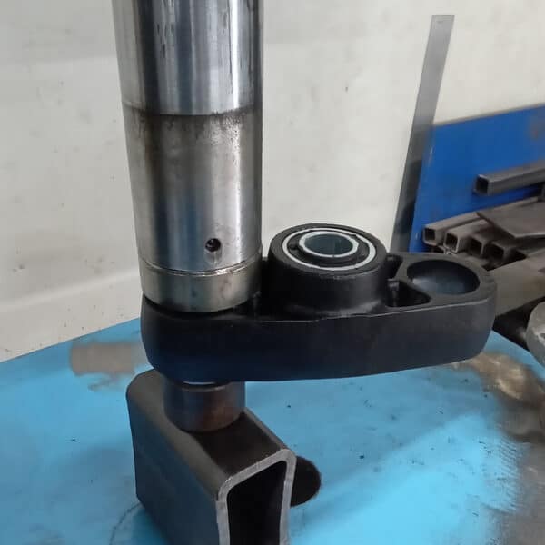 19052025 1969 Aston Martin DB6 Volante welding nearly done 17