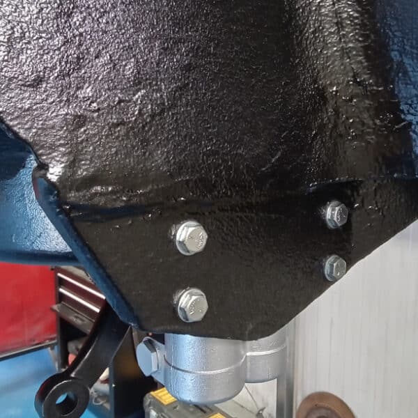 19052025 1969 Aston Martin DB6 Volante welding nearly done 8