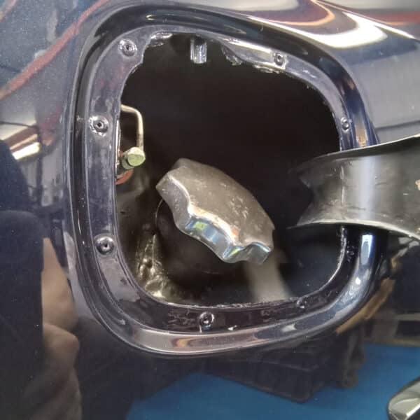 19052025 1976 Jensen Interceptor bumper refit 54