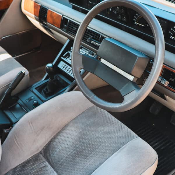 19052025 1987 Rover SD1 Vitesse arrival 13