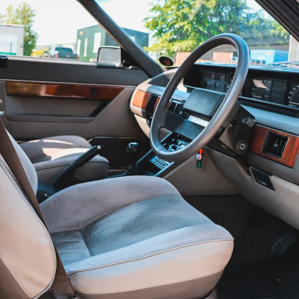 19052025 1987 Rover SD1 Vitesse arrival 14