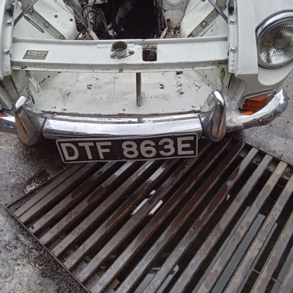 1967 mg b roadster engine bay cleaned 03