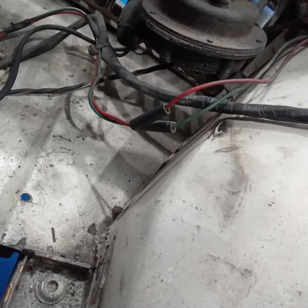 1967 mg b roadster engine bay prep 05