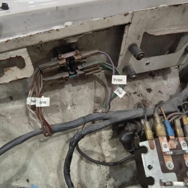 1967 mg b roadster engine bay wiring 02