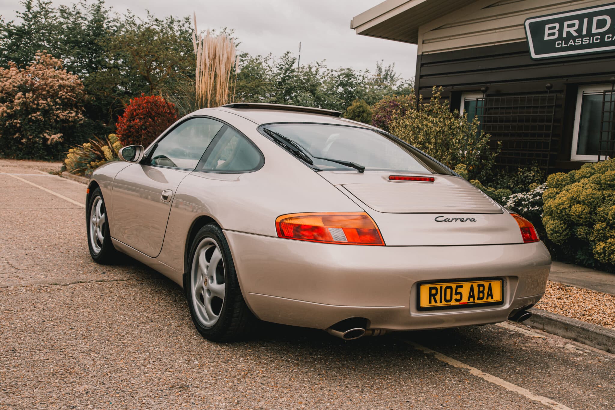1997 porsche 911 arrival 3