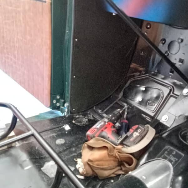 20.05.2025 1951 Austin Devon Pickup Greenkick boards 2