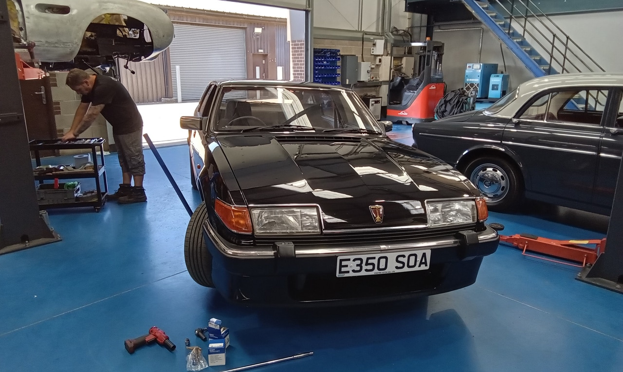 20.05.2025 1987 Rover Vitesse Black 1