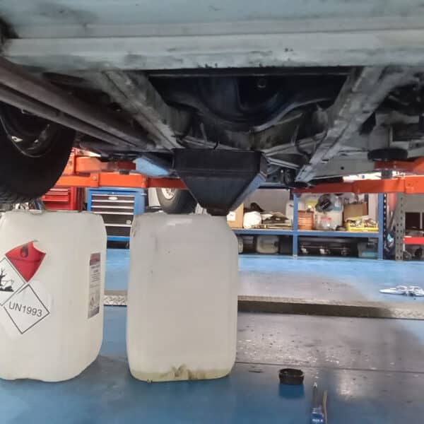 203052025 1959 Austin Healey 3000 repairs 11