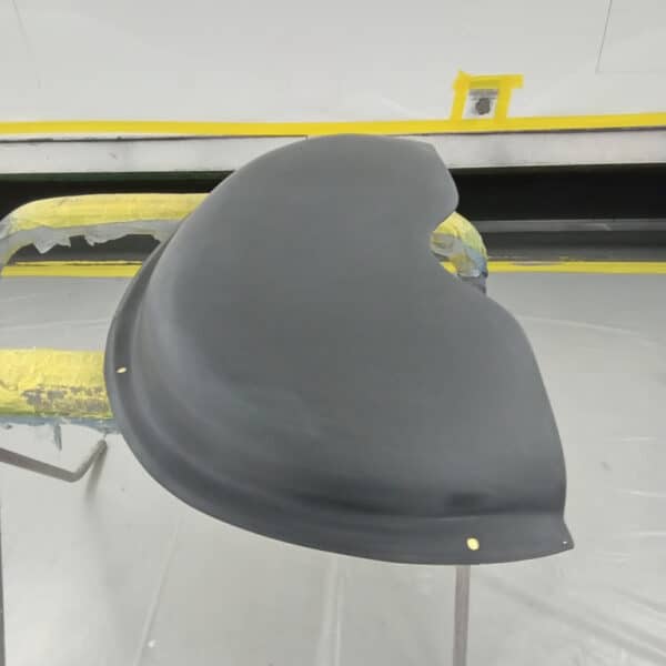 27.05.2025 1951 Austin Devon Pickup Green wheel arch 1