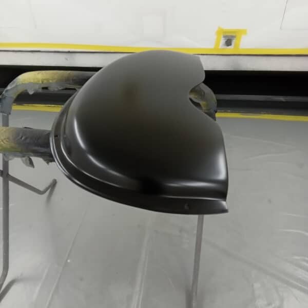 27.05.2025 1951 Austin Devon Pickup Green wheel arch 3
