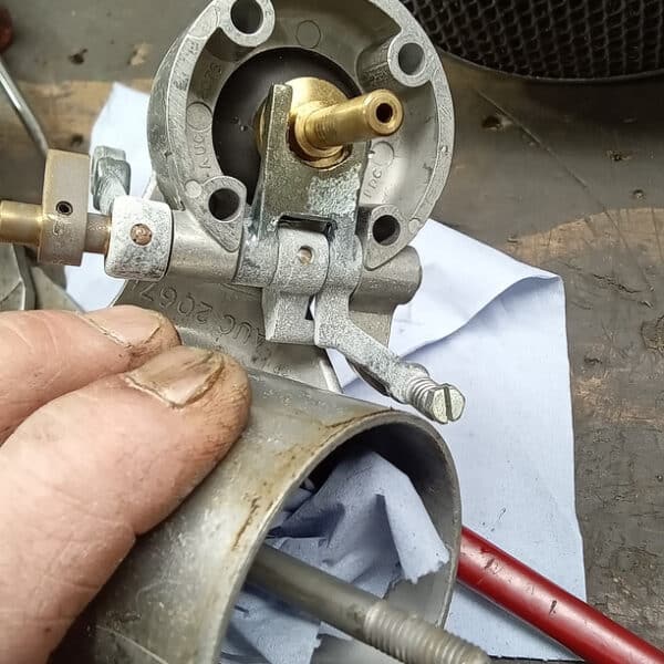 27.05.2025 1959 Austin Healey 3000 White Repairs 16