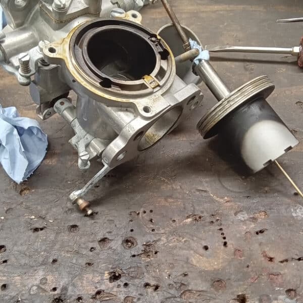 27.05.2025 1959 Austin Healey 3000 White Repairs 25