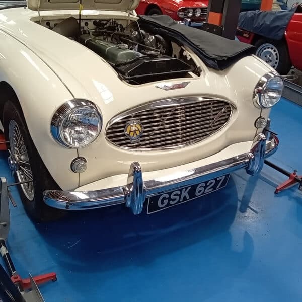 27.05.2025 1959 Austin Healey 3000 White repairs 27 1
