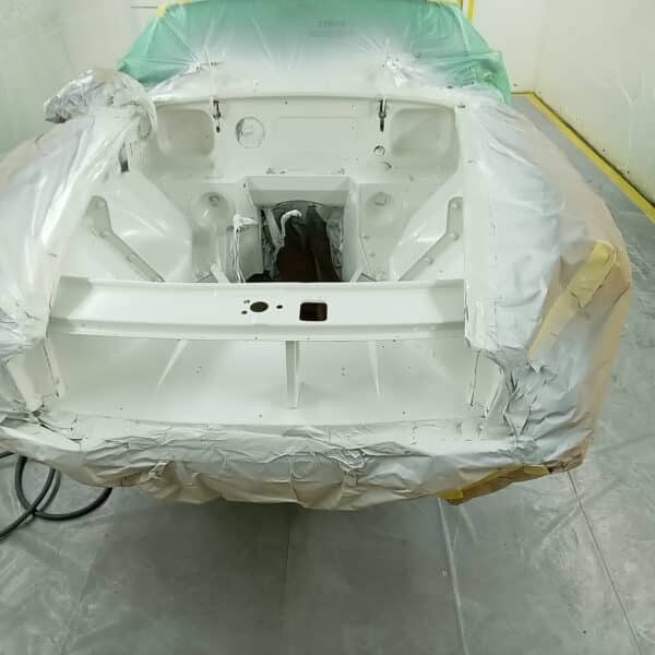 27.05.2025 1967 MG B Roadster White Paint 10