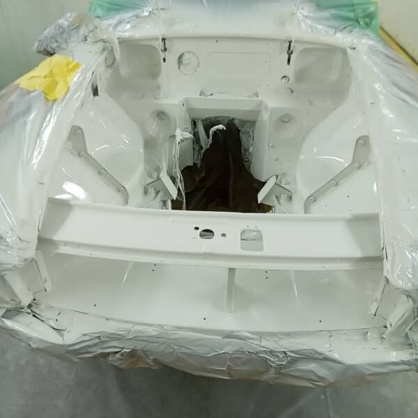 27.05.2025 1967 MG B Roadster White Paint 13